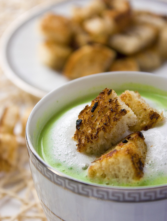 Zupa krem z zielonego groszku