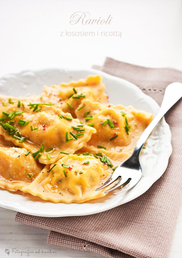 Dyniowe ravioli z łososiem w sosie maślano – cytrynowym