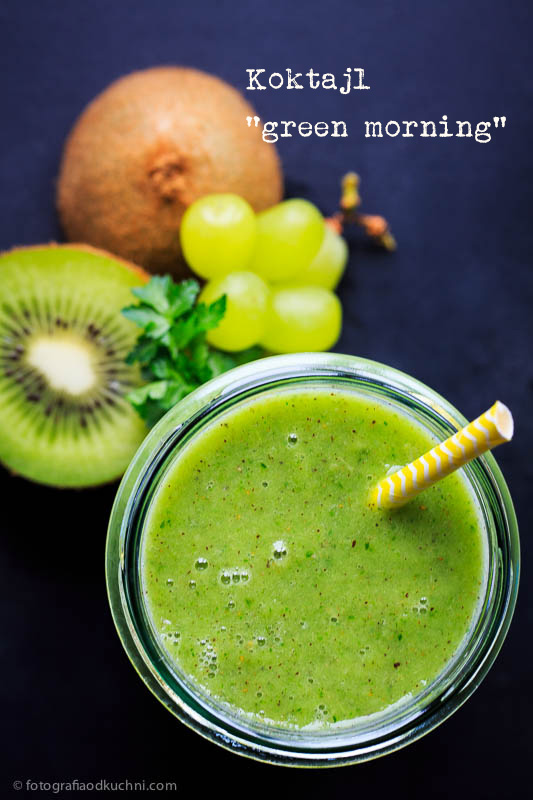 Koktajl kiwi winogrona pietruszka
